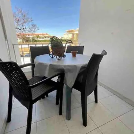 Strip Apartamento